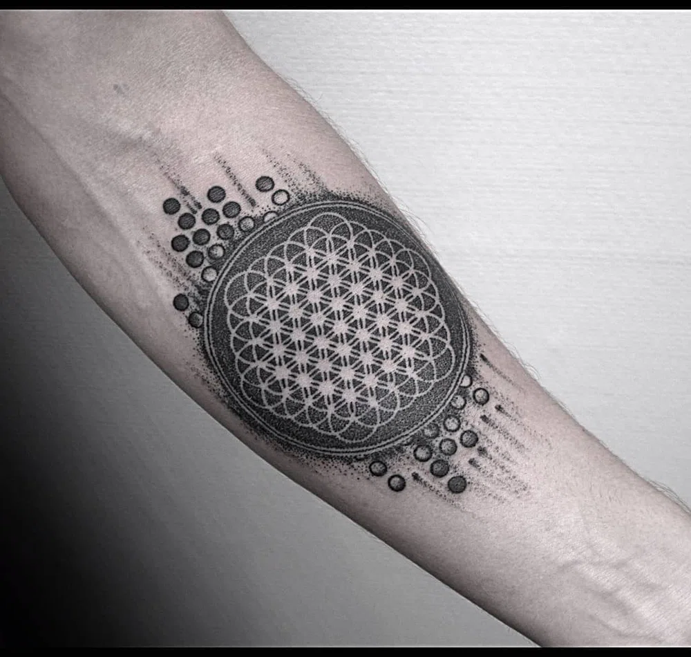 85 Unique Circle Tattoos That Will Catch Your Eye 2021