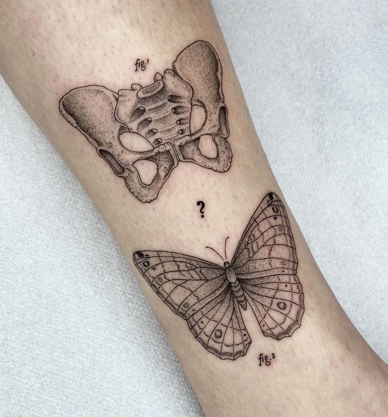 tatuaje de Michele Volpi, tatuaje de cadera humana y mariposa.