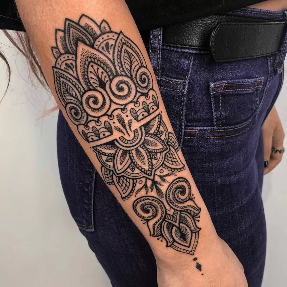 Dreamhands Tattoo - Delicate mandala. Tattooed by Nancy.  www.dhtattoo.co.nz/nancy-en #dreamhandstattoo #dreamtattoo #tattooing # tattoo #tattoolife #tattoospirit #flowertattoo #mandalatattoo  #blackandgreytattoo #artwork🎨 #finelinetattoo #linealtattoo ...