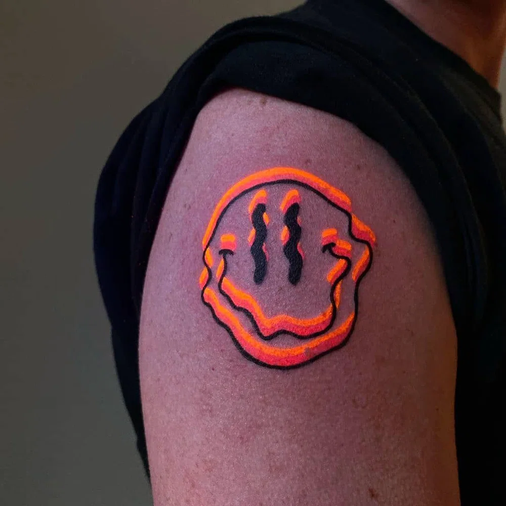 Invisible neon ink Tattoos by Fluogram 